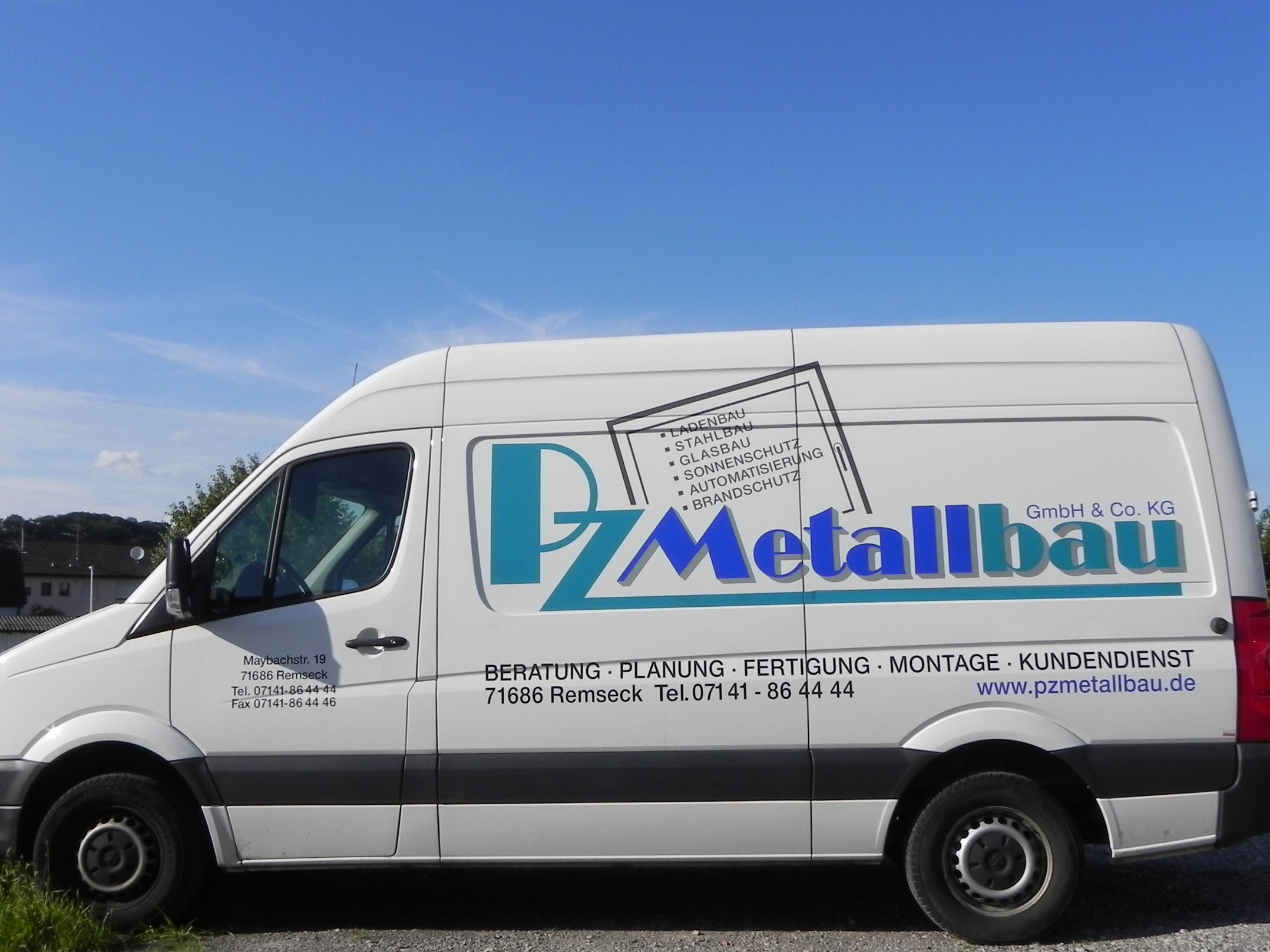 PZ-Metallbau GmbH & Co. KG Kundendienstfahrzeug